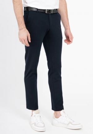  690 d.blauw