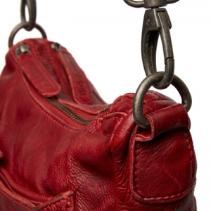 C48.119504 RED